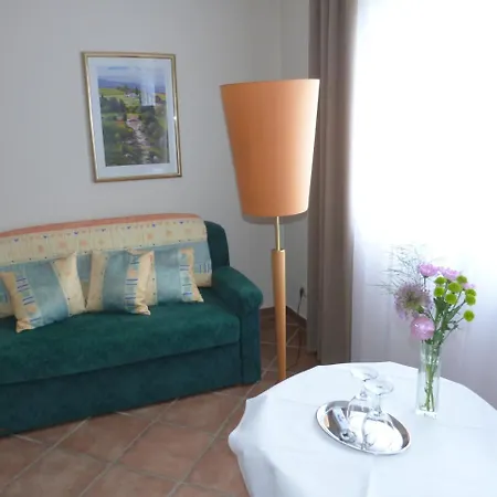 Dall'italiano Rocco 2* Albshausen