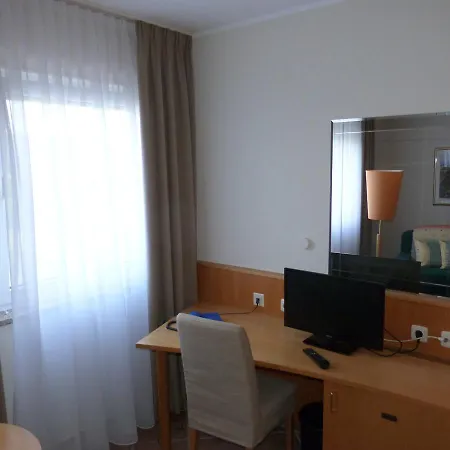 Hotel Dall'italiano Rocco Albshausen